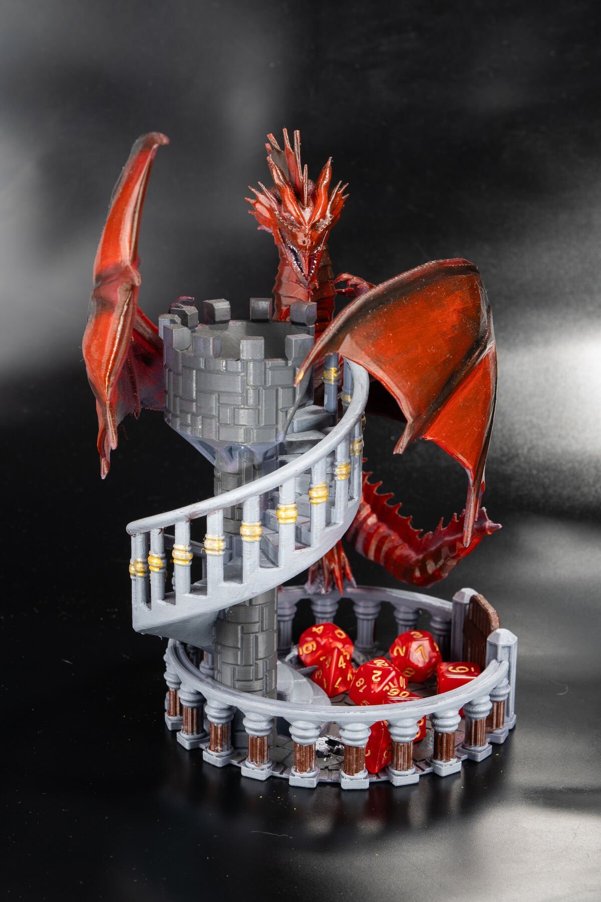 Kırmızı Dragon Figürlü Merdiven FRP Zar Kulesi ( Zar Seti Hediyeli )