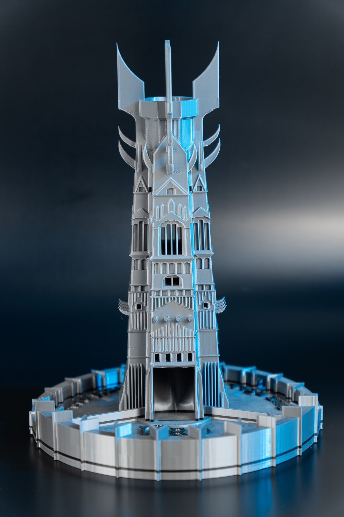 Yüzüklerin Efendisi Orc Tower Frp Zar Kulesi ( Zar Seti Hediyeli )